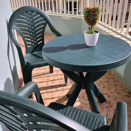 Bugibba Corner Stone Away From The Sea Apartment