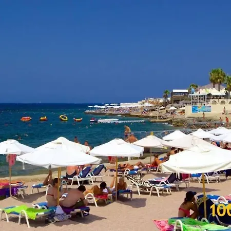 Bugibba Corner Stone Away From The Sea * St. Paul's Bay