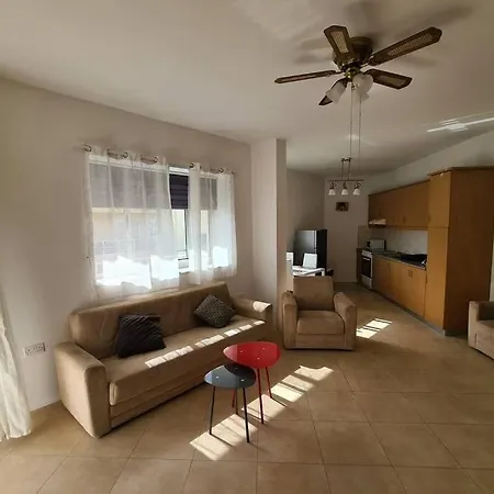 Appartement Bugibba Corner Stone Away From The Sea San Pawl il-Baħar