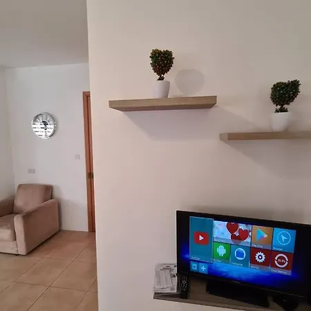 Bugibba Corner Stone Away From The Sea