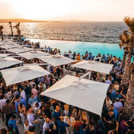 Daire Bugibba Corner Stone Away From The Sea